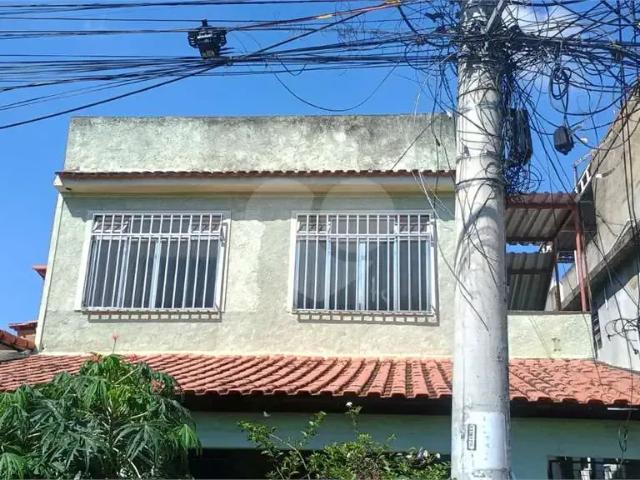 Casa / Sobrado para Locação em Rio de Janeiro/RJ Campo Grande 2 Quartos