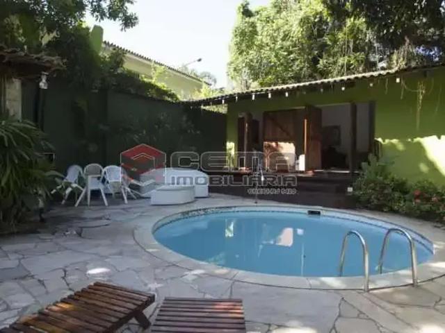 Casa / Sobrado para Locação em Rio de Janeiro/RJ Cosme Velho 6 Quartos