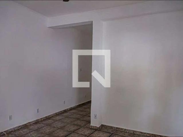 Casa / Sobrado para Locação em Rio de Janeiro/RJ Curicica 1 Quartos