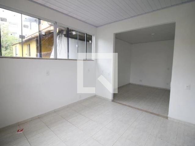 Casa / Sobrado para Locação em Rio de Janeiro/RJ Curicica 3 Quartos