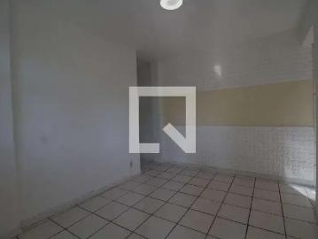 Casa para alugar em Praça Delfos - Garagem