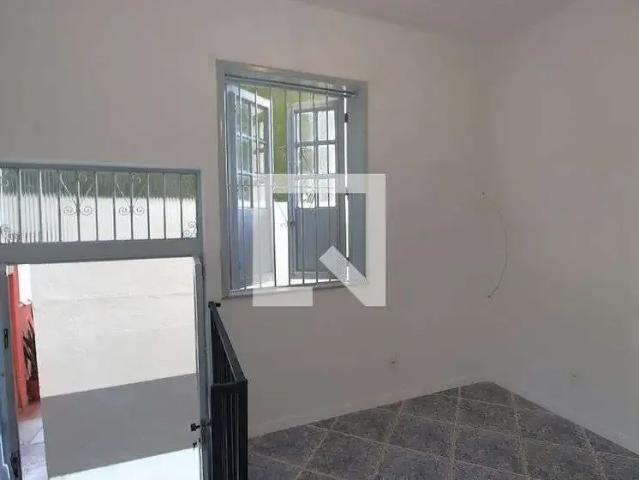 Casa / Sobrado para Locação em Rio de Janeiro/RJ Del Castilho 1 Quartos
