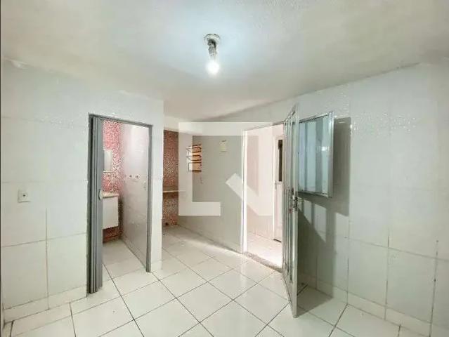 Casa / Sobrado para Locação em Rio de Janeiro/RJ Del Castilho 1 Quartos