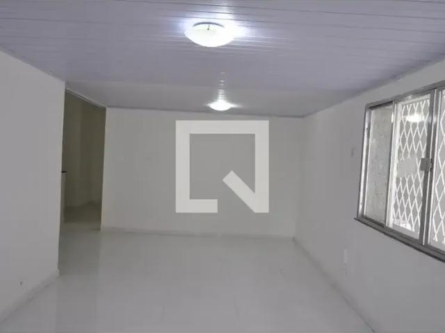 Casa / Sobrado para Locação em Rio de Janeiro/RJ Del Castilho 2 Quartos