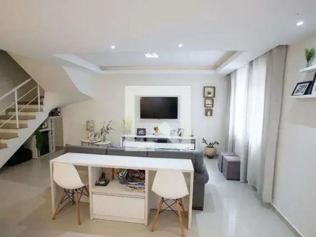Casa / Sobrado para Locação em Rio de Janeiro/RJ Freguesia Ilha do Governador 3 Quartos