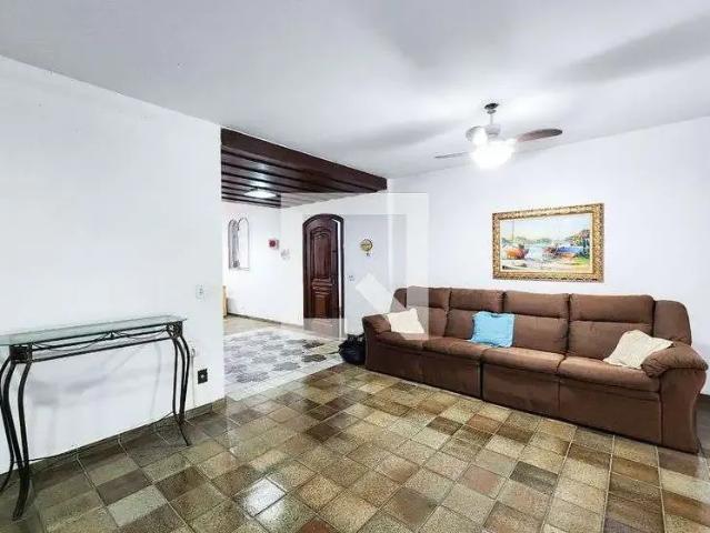 Casa / Sobrado para Locação em Rio de Janeiro/RJ Grajaú 4 Quartos