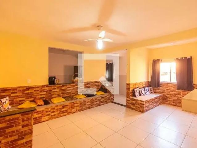 Casa / Sobrado para Locação em Rio de Janeiro/RJ Guaratiba 3 Quartos