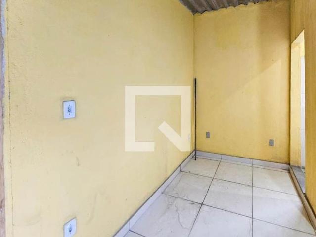 Casa / Sobrado para Locação em Rio de Janeiro/RJ Guaratiba 1 Quartos