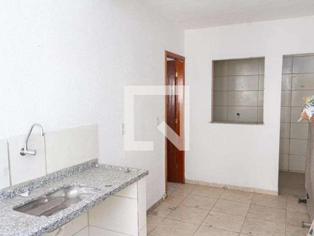 Casa / Sobrado para Locação em Rio de Janeiro/RJ Guaratiba 1 Quartos