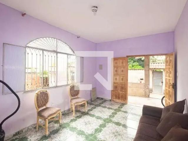 Casa / Sobrado para Locação em Rio de Janeiro/RJ Guaratiba 2 Quartos