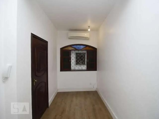 Casa / Sobrado para Locação em Rio de Janeiro/RJ Humaitá 2 Quartos