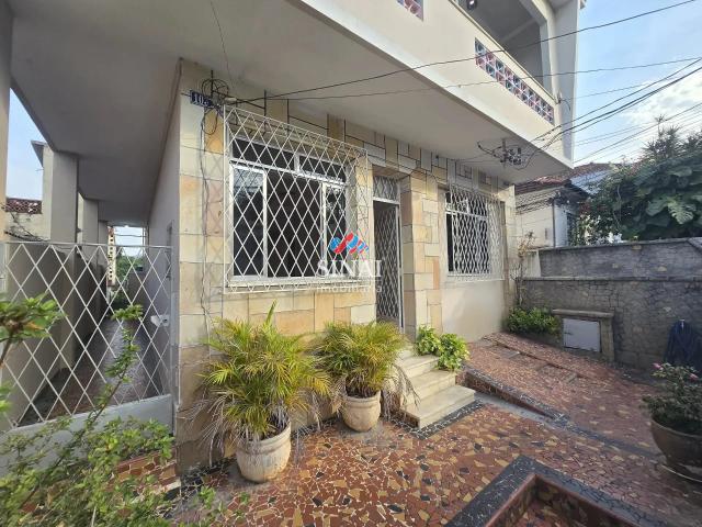 Casa / Sobrado para Locação em Rio de Janeiro/RJ Inhaúma 6 Quartos