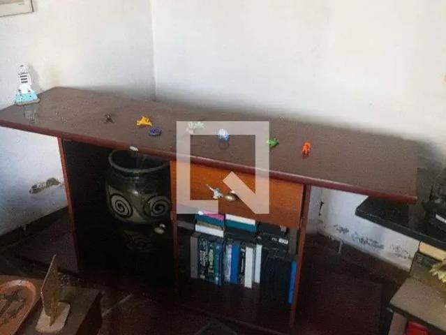 Casa / Sobrado para Locação em Rio de Janeiro/RJ Inhoaíba 2 Quartos