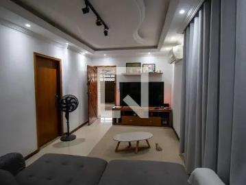 Casa / Sobrado para Locação em Rio de Janeiro/RJ Irajá 4 Quartos