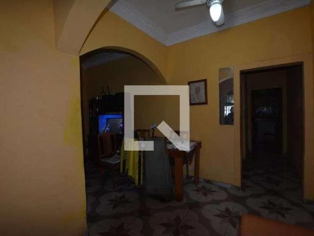 Casa / Sobrado para Locação em Rio de Janeiro/RJ Irajá 4 Quartos