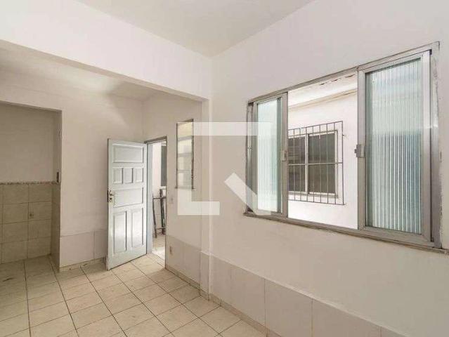 Casa / Sobrado para Locação em Rio de Janeiro/RJ Irajá 1 Quartos