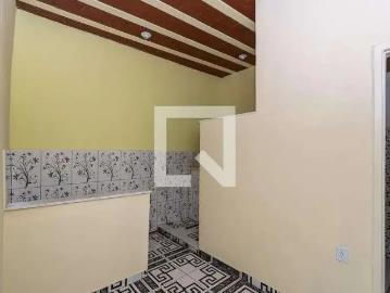 Casa / Sobrado para Locação em Rio de Janeiro/RJ Irajá 1 Quartos