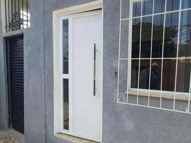 Casa / Sobrado para Locação em Rio de Janeiro/RJ Irajá 2 Quartos