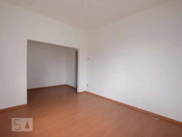 Casa / Sobrado para Locação em Rio de Janeiro/RJ Irajá 2 Quartos