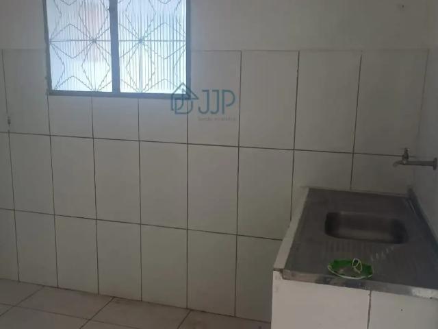 Casa / Sobrado para Locação em Rio de Janeiro/RJ Irajá 2 Quartos