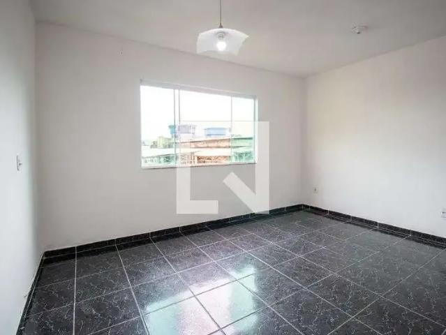 Casa / Sobrado para Locação em Rio de Janeiro/RJ Irajá 2 Quartos