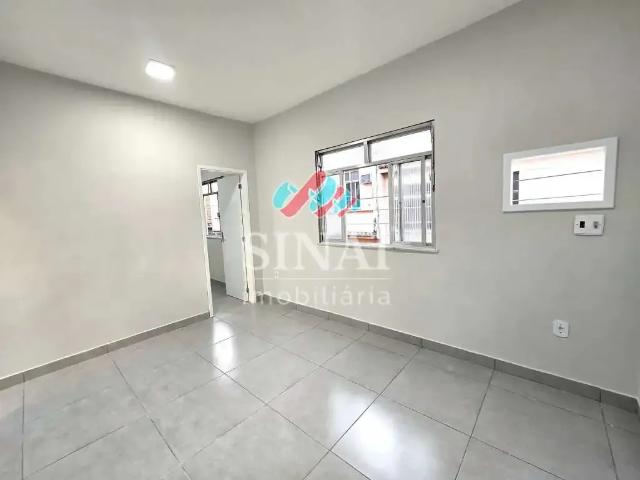 Casa / Sobrado para Locação em Rio de Janeiro/RJ Irajá 2 Quartos