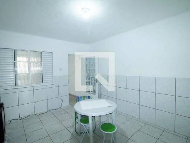 Casa / Sobrado para Locação em Rio de Janeiro/RJ Irajá 3 Quartos