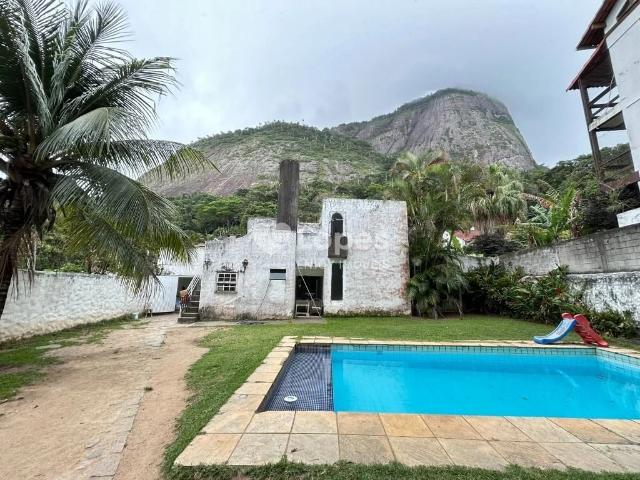 Casa / Sobrado para Locação em Rio de Janeiro/RJ Joá 3 Quartos