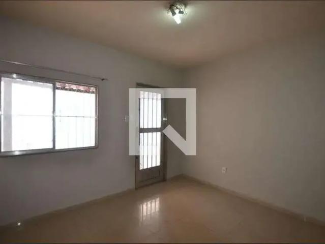 Casa / Sobrado para Locação em Rio de Janeiro/RJ Madureira 1 Quartos