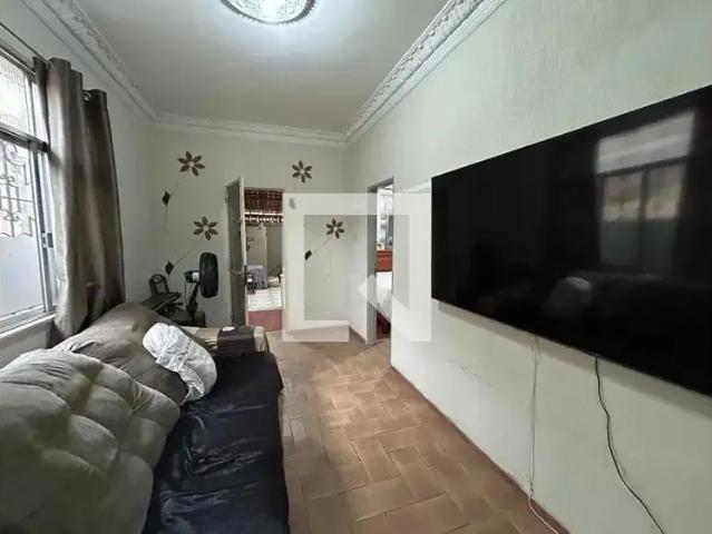 Casa / Sobrado para Locação em Rio de Janeiro/RJ Madureira 2 Quartos