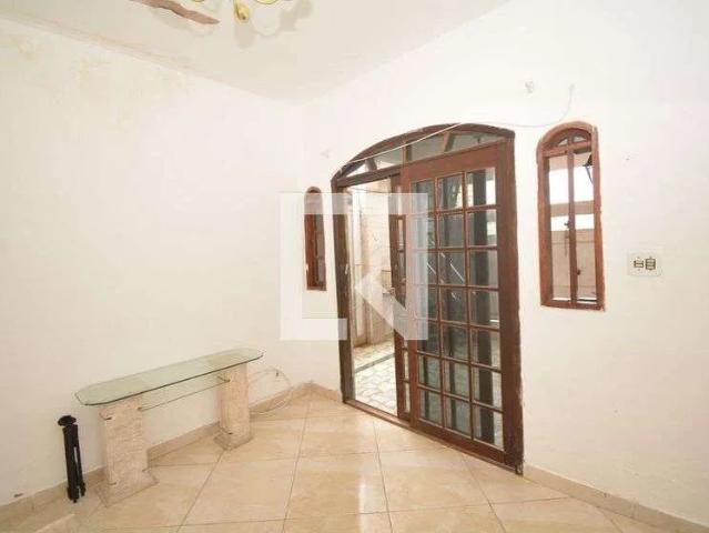 Casa / Sobrado para Locação em Rio de Janeiro/RJ Marechal Hermes 2 Quartos
