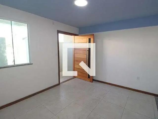 Casa / Sobrado para Locação em Rio de Janeiro/RJ Marechal Hermes 2 Quartos