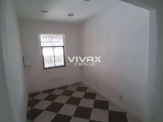 Casa / Sobrado para Locação em Rio de Janeiro/RJ Méier 2 Quartos