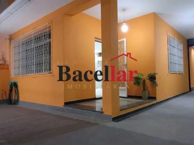 Casa / Sobrado para Locação em Rio de Janeiro/RJ Olaria 3 Quartos
