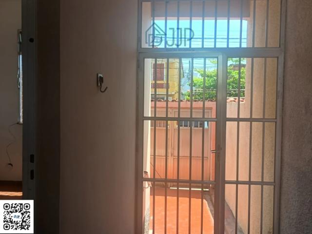 Casa / Sobrado para Locação em Rio de Janeiro/RJ Olaria 2 Quartos