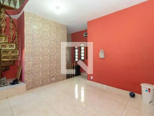 Casa / Sobrado para Locação em Rio de Janeiro/RJ Padre Miguel 3 Quartos