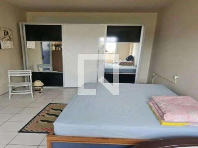 Casa / Sobrado para Locação em Rio de Janeiro/RJ Padre Miguel 4 Quartos