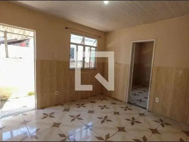 Casa / Sobrado para Locação em Rio de Janeiro/RJ Parada de Lucas 1 Quartos