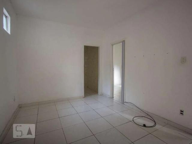 Casa / Sobrado para Locação em Rio de Janeiro/RJ Penha 1 Quartos