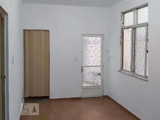 Casa / Sobrado para Locação em Rio de Janeiro/RJ Penha 2 Quartos