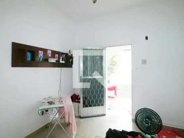 Casa / Sobrado para Locação em Rio de Janeiro/RJ Penha 2 Quartos