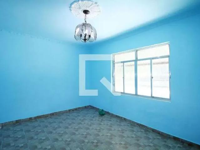 Casa / Sobrado para Locação em Rio de Janeiro/RJ Penha 2 Quartos