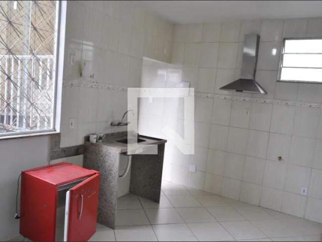 Casa / Sobrado para Locação em Rio de Janeiro/RJ Piedade 2 Quartos