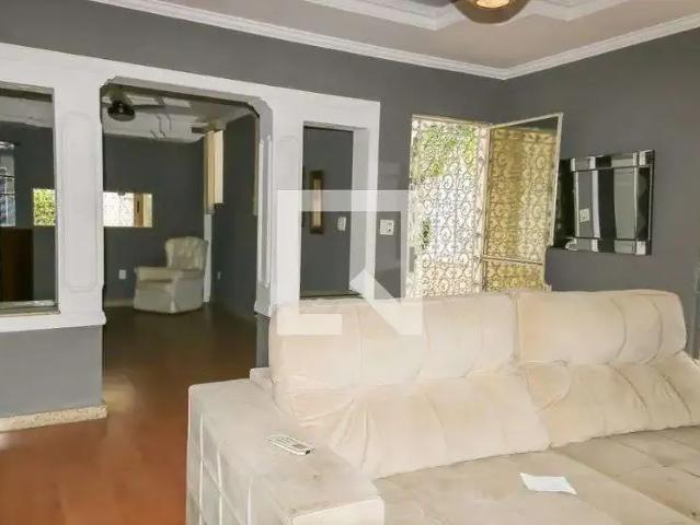 Casa / Sobrado para Locação em Rio de Janeiro/RJ Piedade 5 Quartos