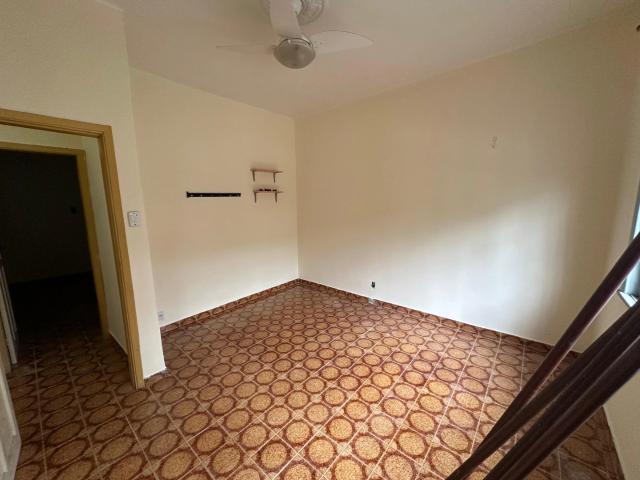 Casa / Sobrado para Locação em Rio de Janeiro/RJ Praça Seca 2 Quartos