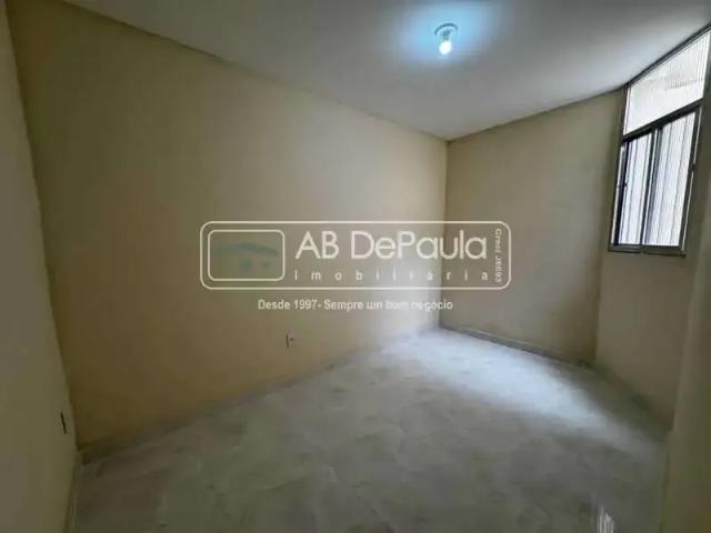 Casa / Sobrado para Locação em Rio de Janeiro/RJ Realengo 1 Quartos