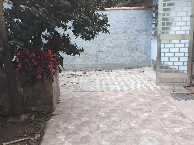 Casa / Sobrado para Locação em Rio de Janeiro/RJ Realengo 1 Quartos