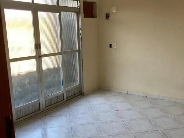 Casa / Sobrado para Locação em Rio de Janeiro/RJ Realengo 3 Quartos