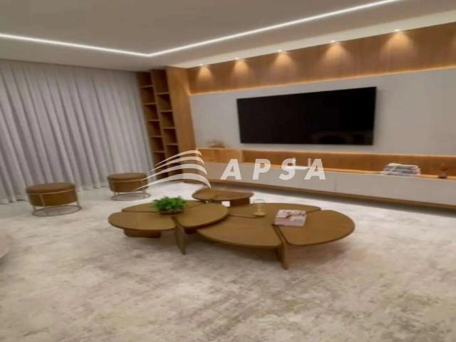 Casa / Sobrado para Locação em Rio de Janeiro/RJ Recreio dos Bandeirantes 5 Quartos