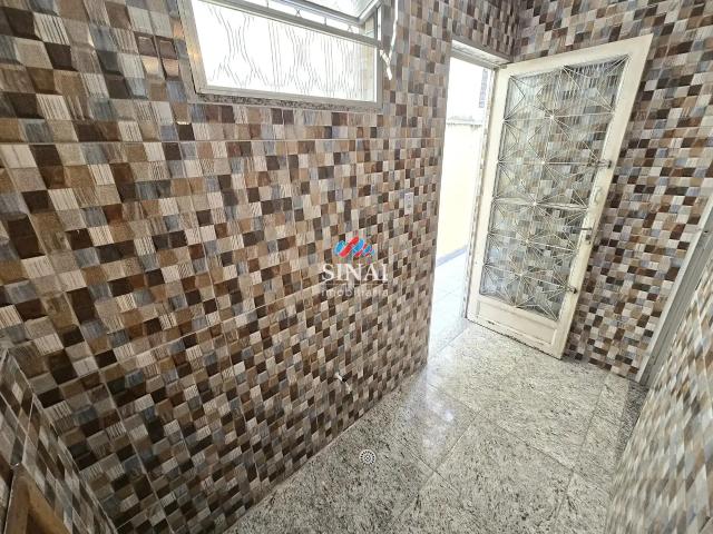 Casa / Sobrado para Locação em Rio de Janeiro/RJ Rocha Miranda 1 Quartos